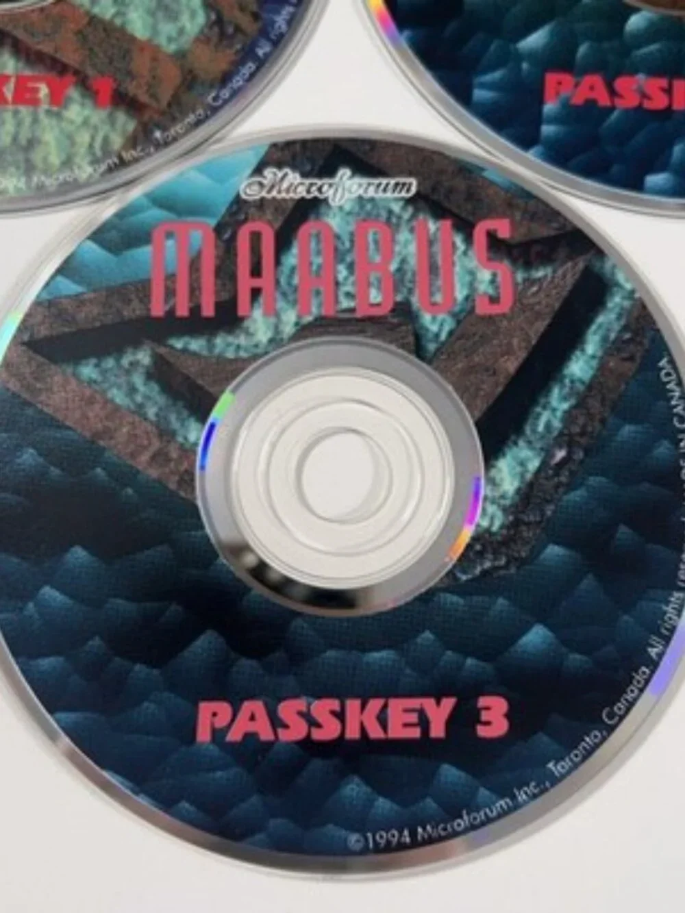 VTG Maabus (PC, 1994) 3-Disc Set CD-ROM Microforum No Case or Artwork